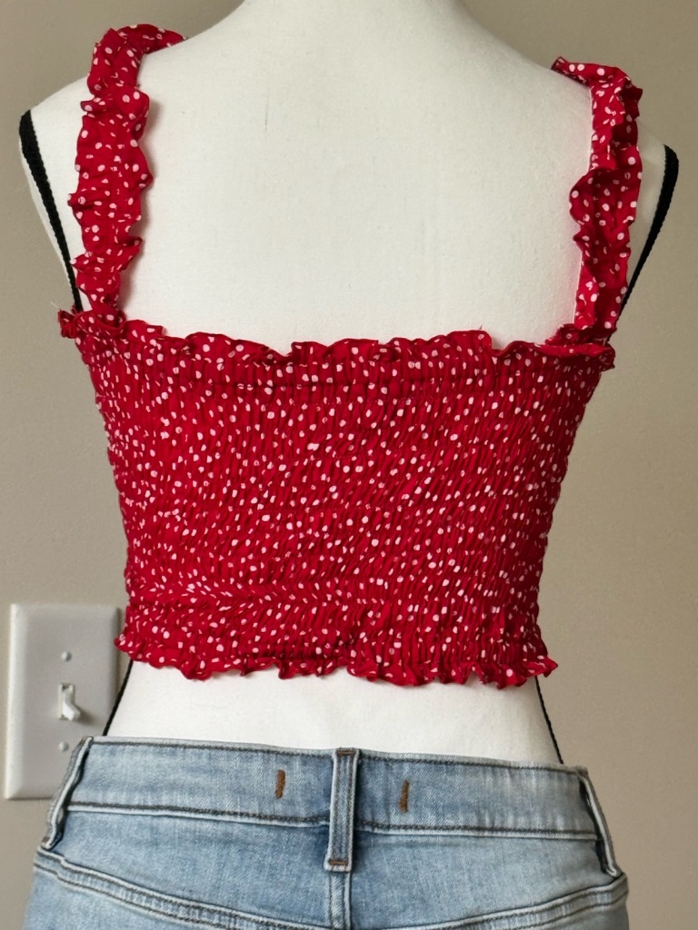 🔹 Tiare Hawaii Red Smocked Ruffle Crop Top one size (0-4) - Picture 6 of 6